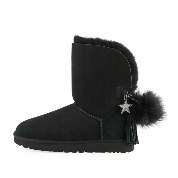 ugg classic charm boot